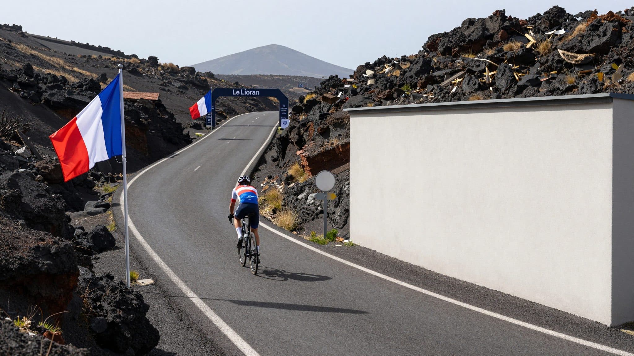 Pogacar gewinnt zehnte Tour-Etappe am französischen Nationalfeiertag im Zentralmassiv