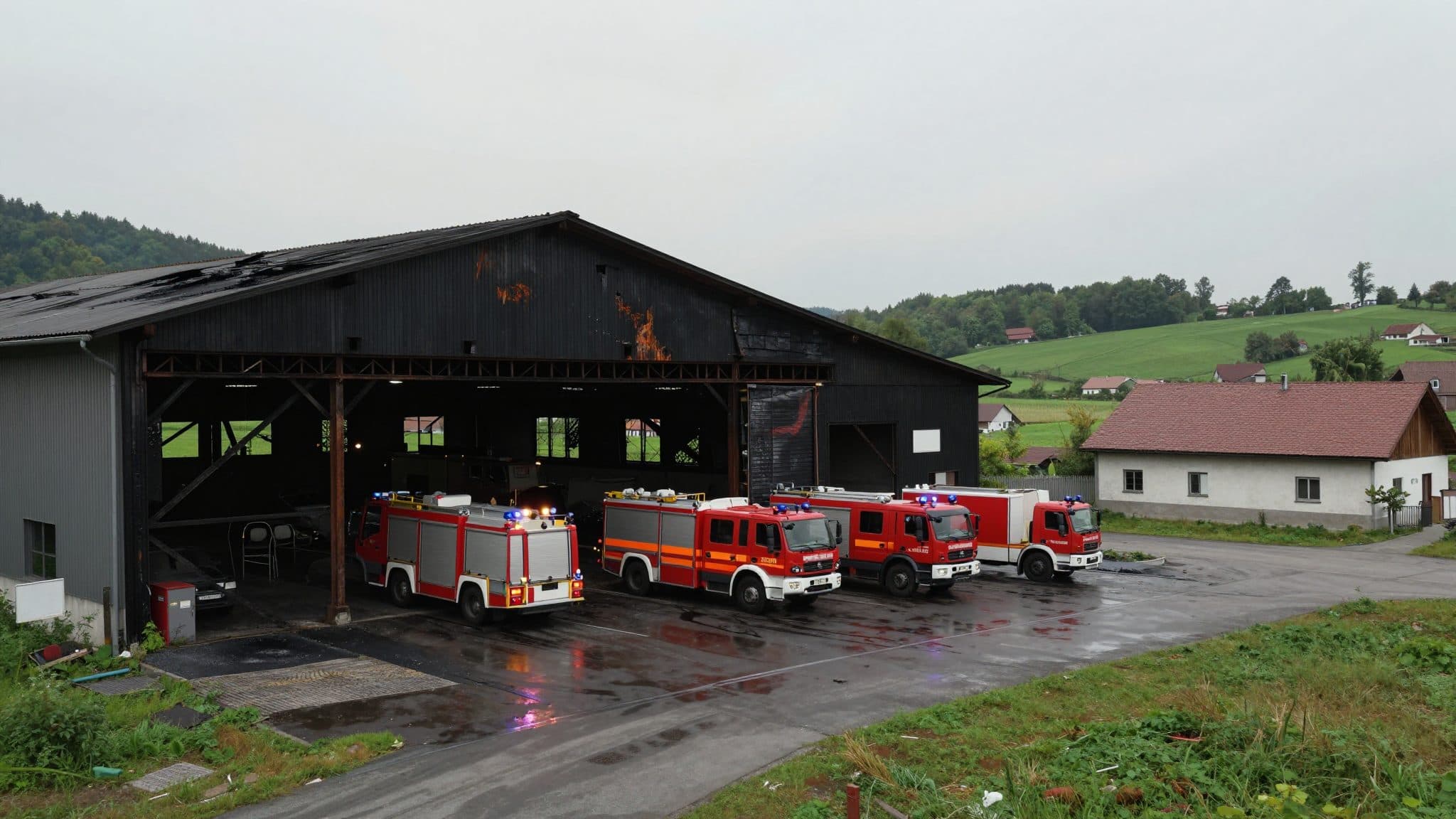Ermittlungen nach Explosion in Pyrotechnikfirma in Niederösterreich – ein Mitarbeiter schwer verletzt