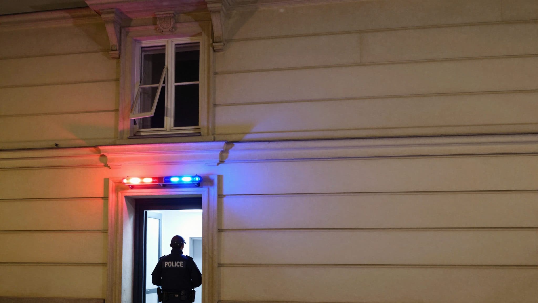 Zwei Fremde in fremder Wohnung überrascht – Festnahmen in Wien-Leopoldstadt