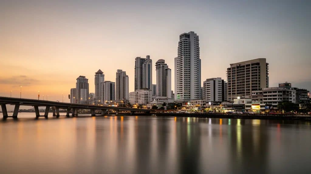 Tanker-Explosion nahe Brücke in Panama: Ein Toter und zwei verletzte Feuerwehrleute
