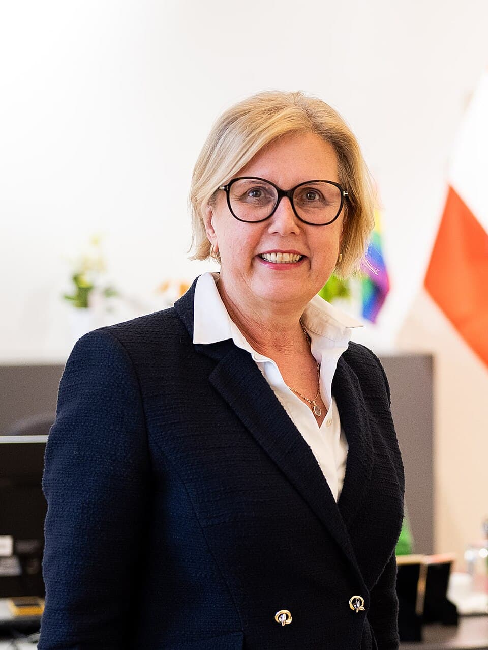 Außenministerin Meinl-Reisinger empfing Rechnungshofpräsidentin Margit Kraker, 10.04.2025 - MGR0627 (cropped)